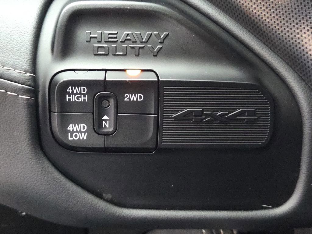 Used 2024 RAM 3500 Limited AWD/4WD image 25
