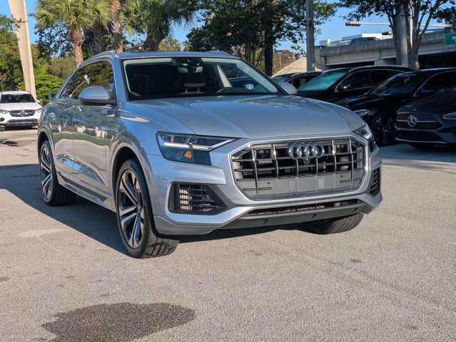 Used 2019 Audi Q8 Premium Plus w/ Premium Plus AWD/4WD image 3