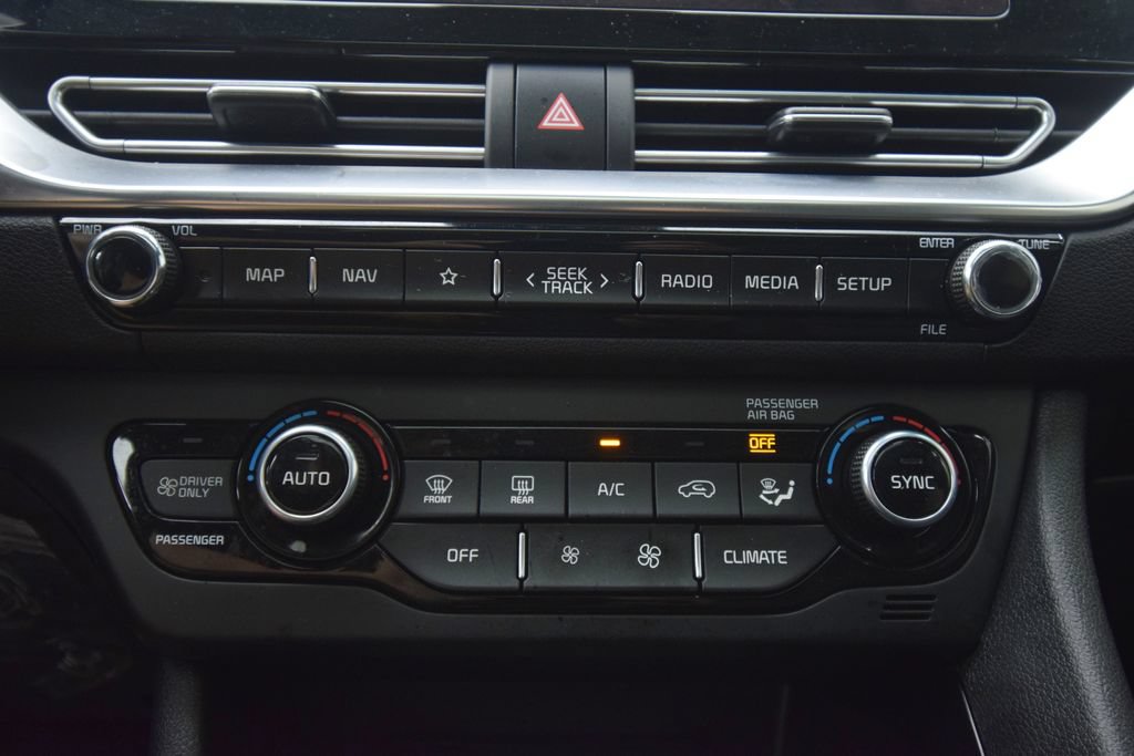 Used 2022 Kia Niro Touring Special Edition FWD image 40
