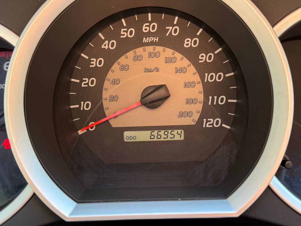 Used 2008 Toyota Tacoma X-Runner RWD image 19