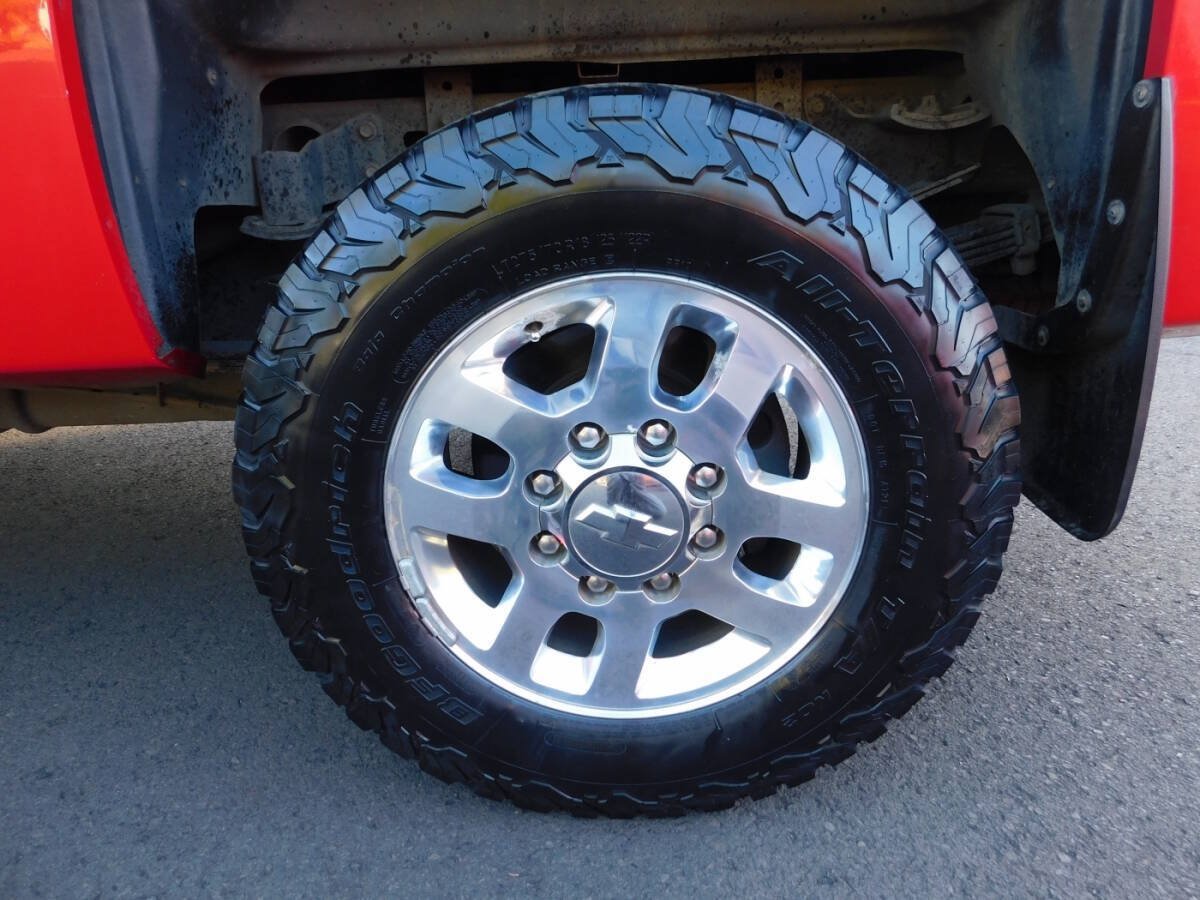 Used 2012 Chevrolet Silverado 3500 LTZ w/ LTZ Plus Package AWD/4WD image 20