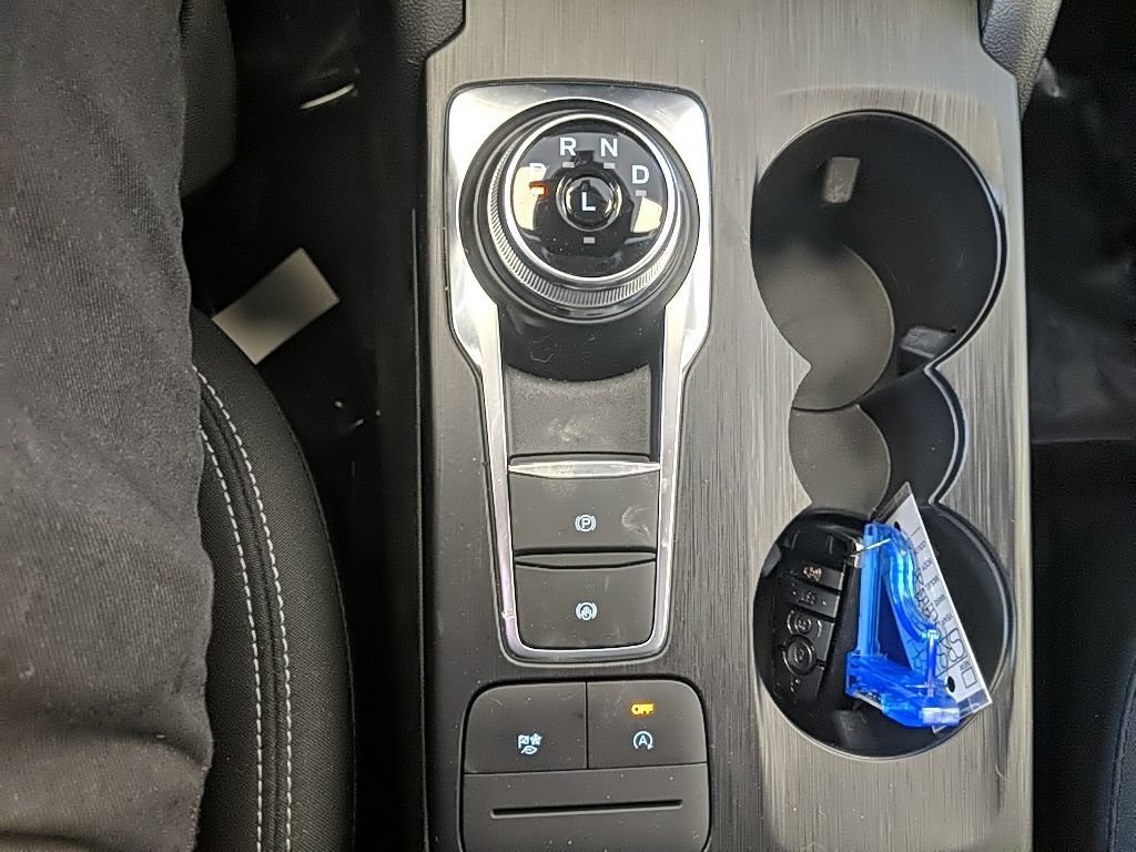 Certified 2024 Ford Escape Active AWD/4WD image 23