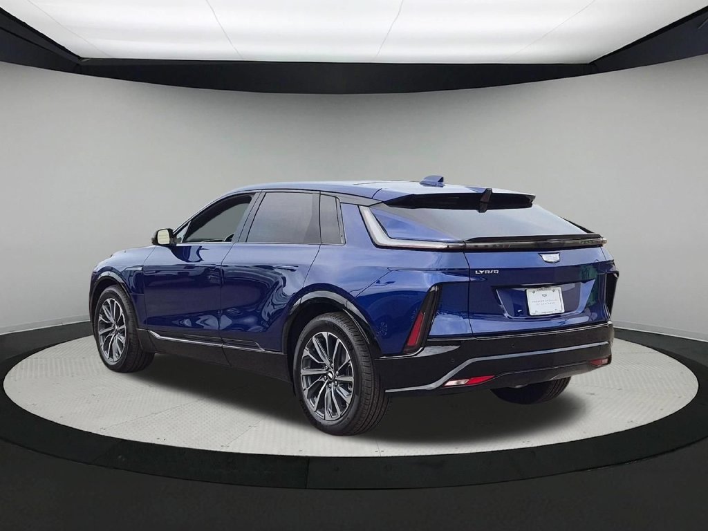 New 2027 Cadillac Lyriq Sport RWD image 3