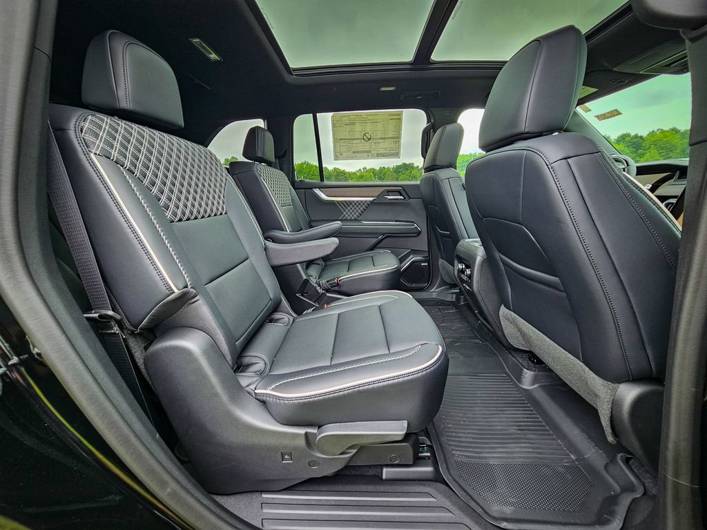 New 2026 GMC Acadia Denali w/ Super Cruise Package AWD/4WD image 45