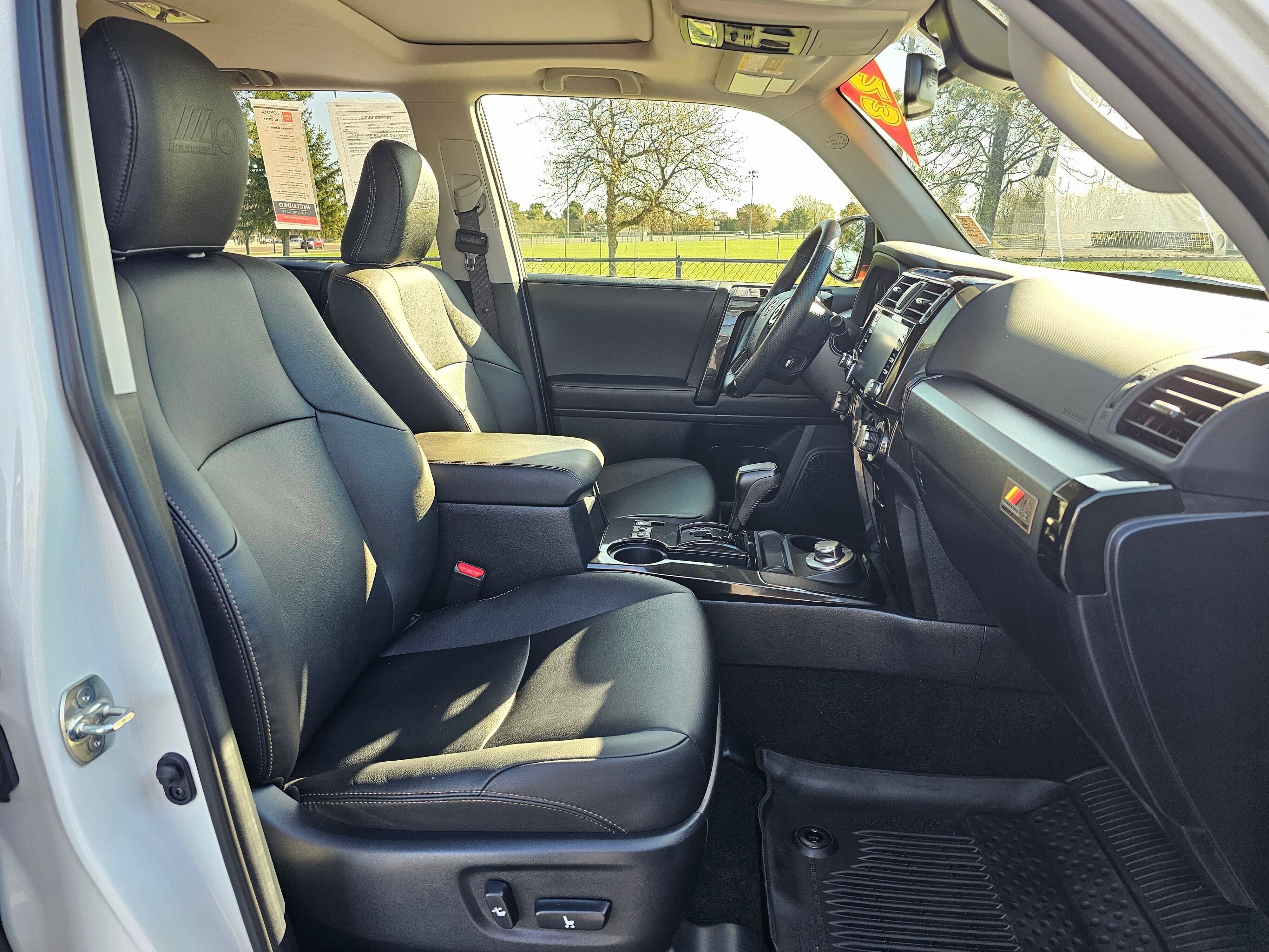 Used 2023 Toyota 4Runner 40th Anniversary SE AWD/4WD image 10