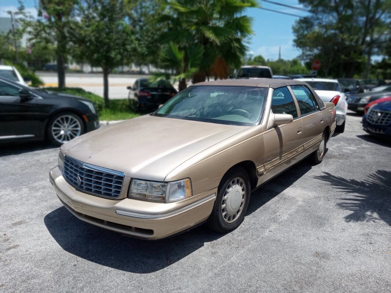 Used 1998 Cadillac De Ville