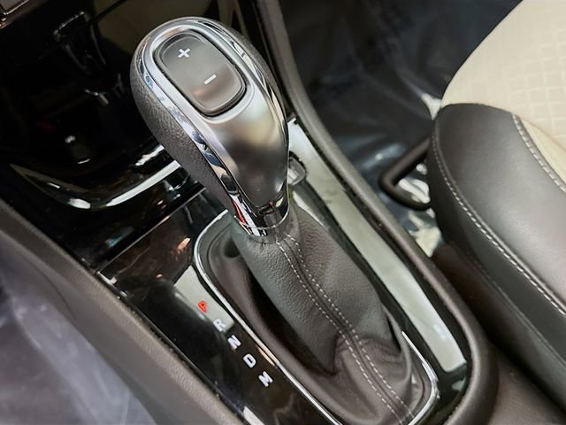 Used 2020 Buick Encore Preferred image 17