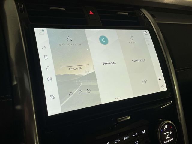 Used 2025 Land Rover Discovery Dynamic SE image 29