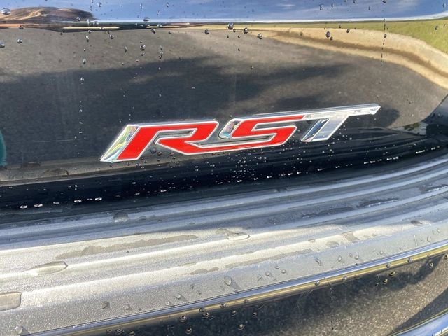Used 2023 Chevrolet Suburban RST AWD/4WD image 11