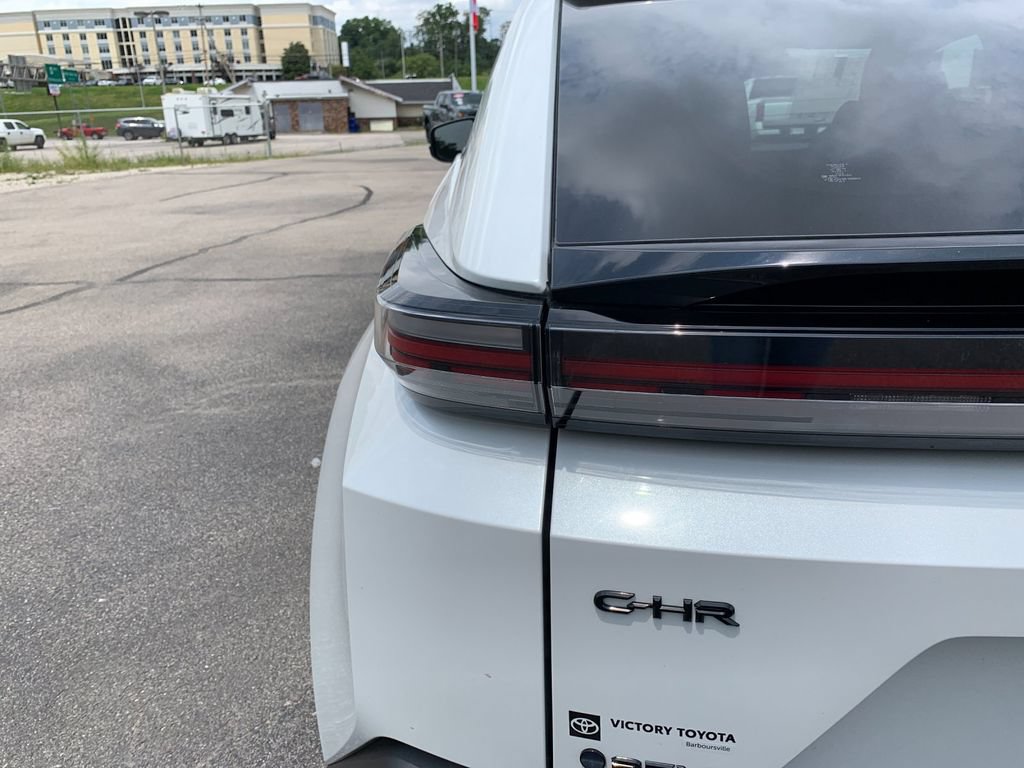 New 2026 Toyota C-HR AWD/4WD image 31