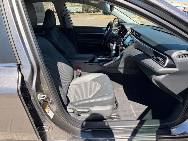 Used 2018 Toyota Camry SE image 32