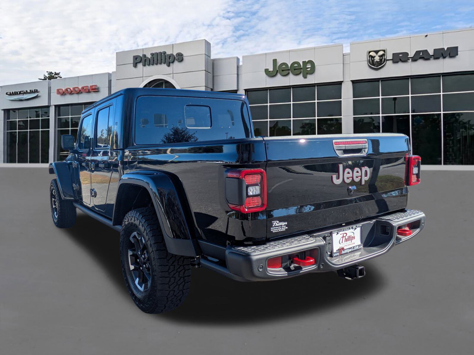 New 2026 Jeep Gladiator Rubicon w/ Safety Group AWD/4WD image 6