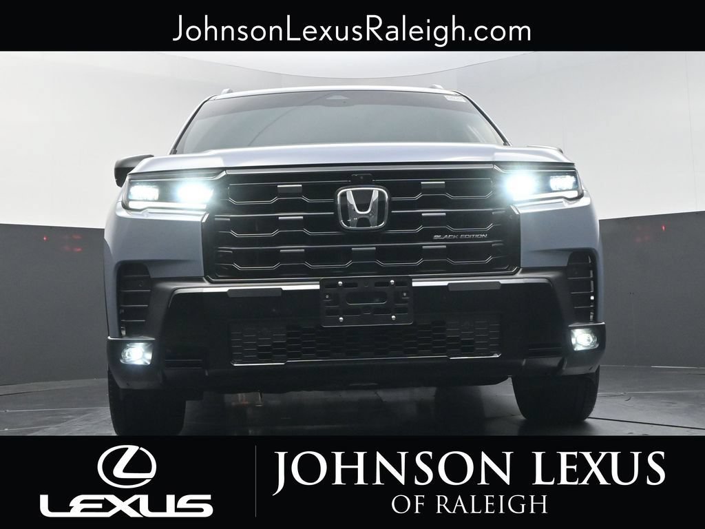 Used 2026 Honda Pilot Black Edition image 15