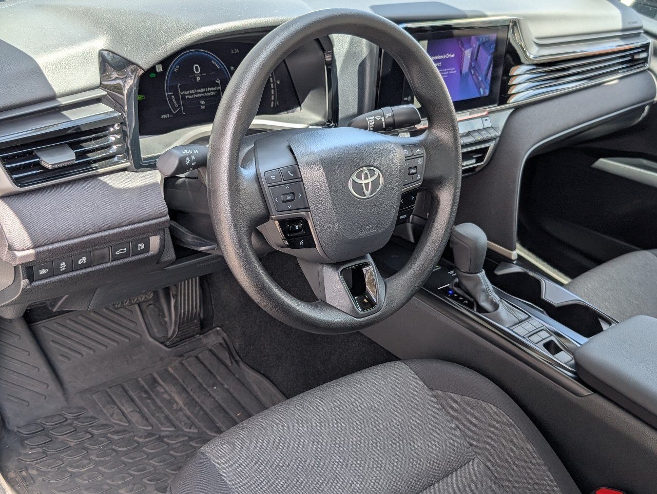 Used 2026 Toyota Camry LE FWD image 14