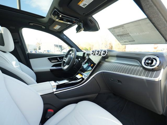 Used 2026 Mercedes-Benz GLC 300 4MATIC image 37
