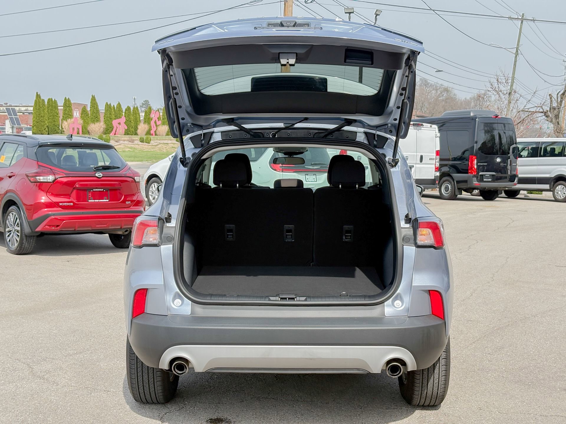 Used 2022 Ford Escape SE image 35