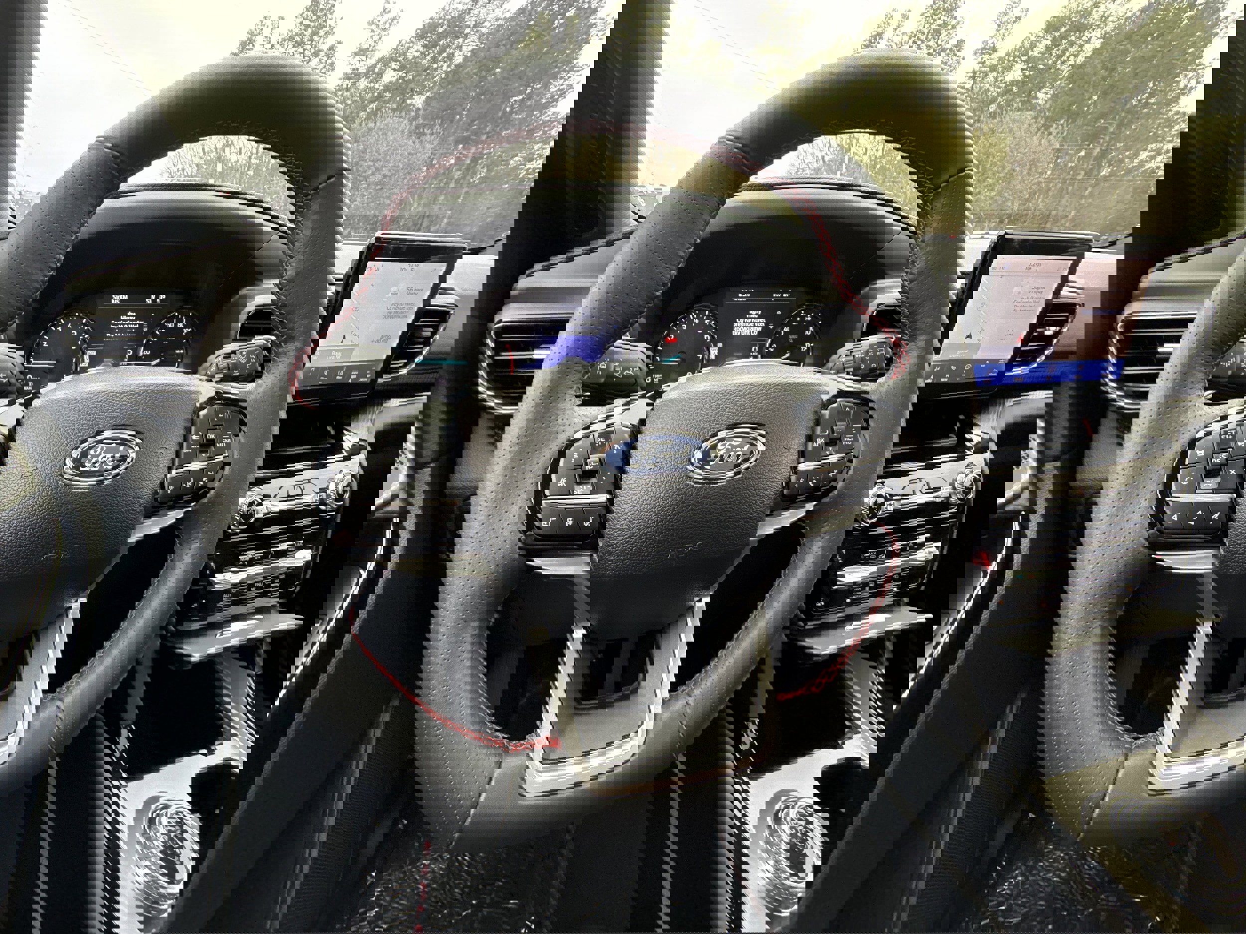 Used 2024 Ford Explorer ST-Line w/ Class IV Trailer Tow Package image 14