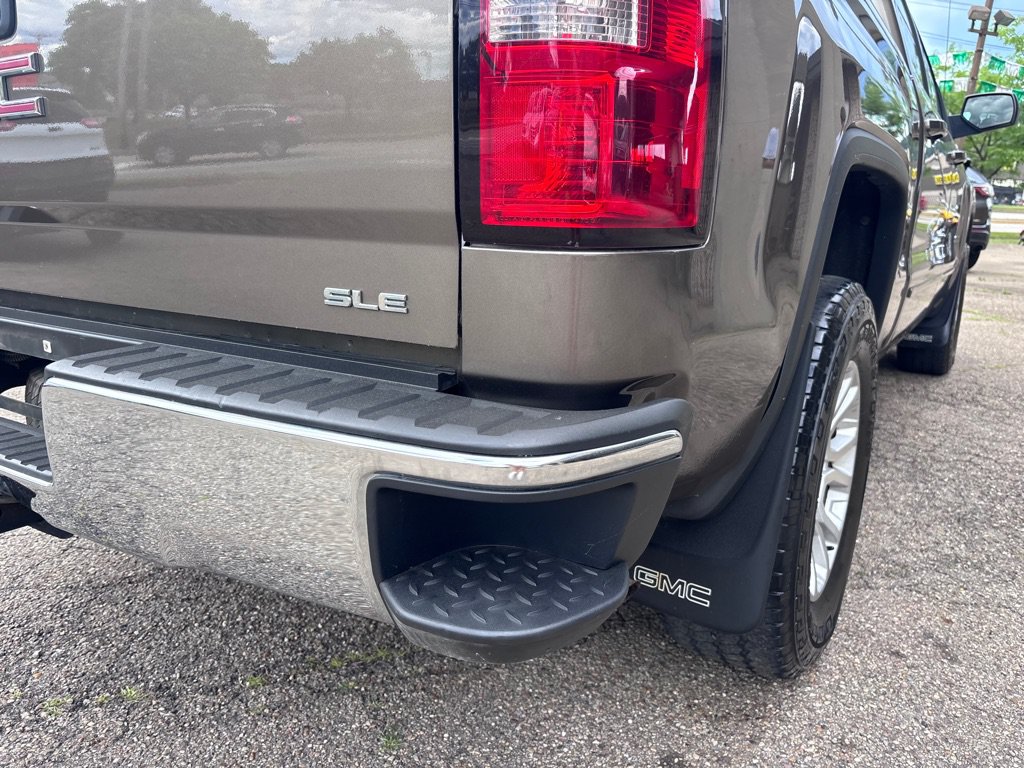 Used 2015 GMC Sierra 1500 SLE w/ SLE Value Package AWD/4WD image 26