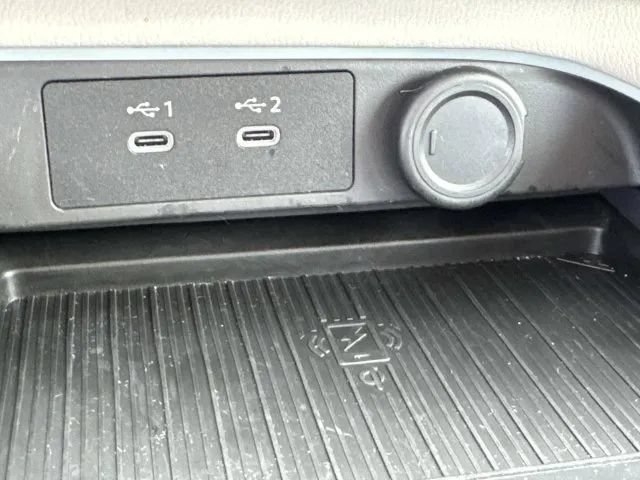 Used 2026 Nissan Sentra SV FWD image 40