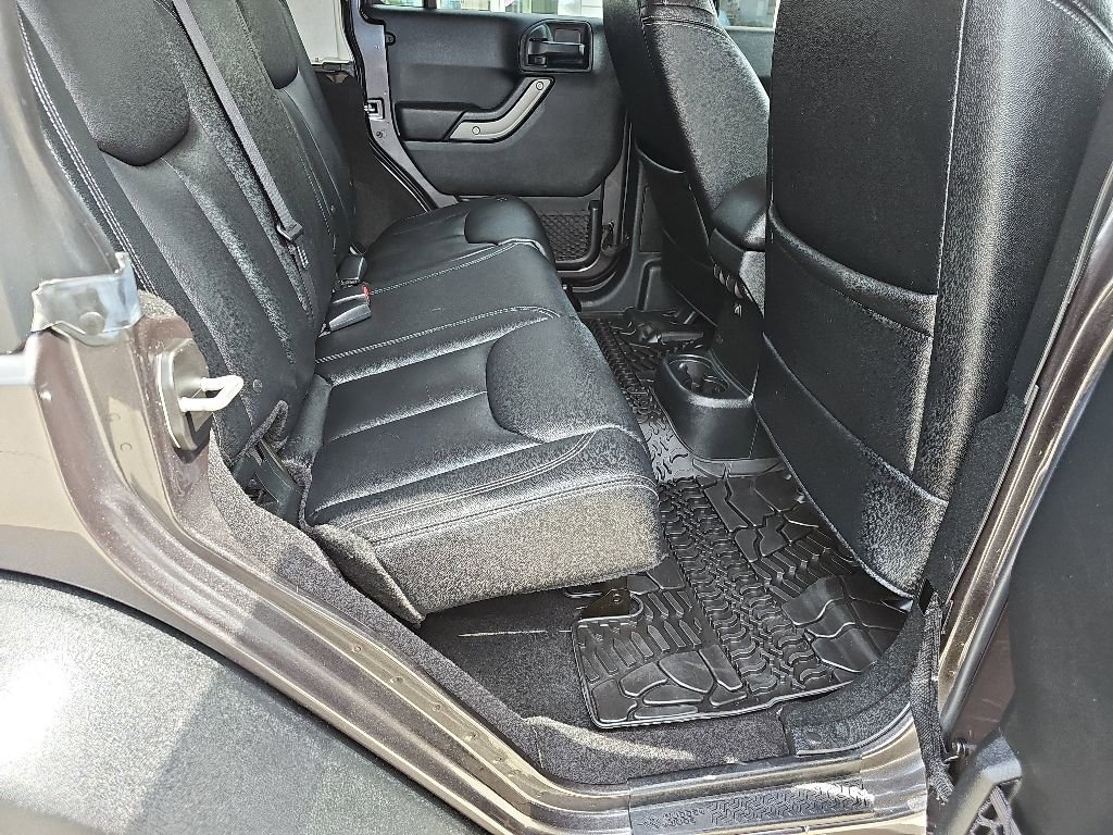 Certified 2018 Jeep Wrangler Unlimited Sport S AWD/4WD image 23