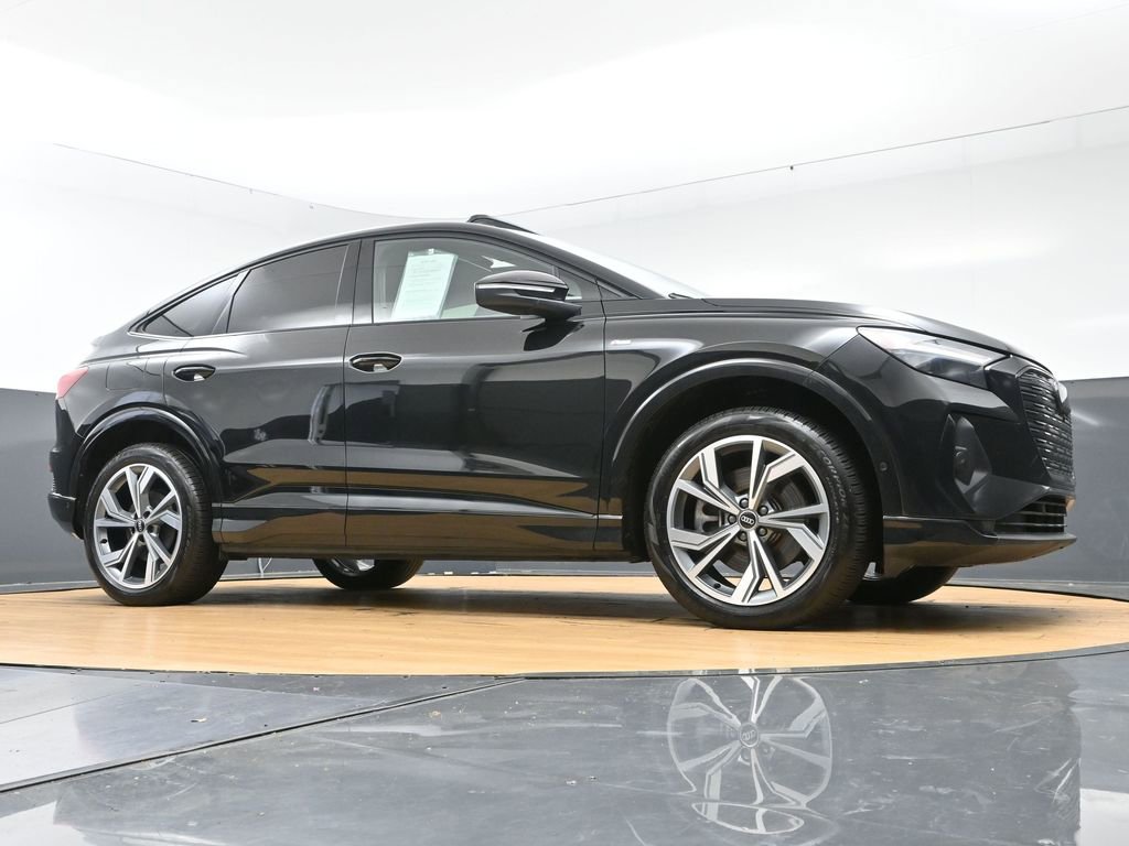 Used 2023 Audi Q4 e-tron Premium Plus w/ Premium Plus AWD/4WD image 51