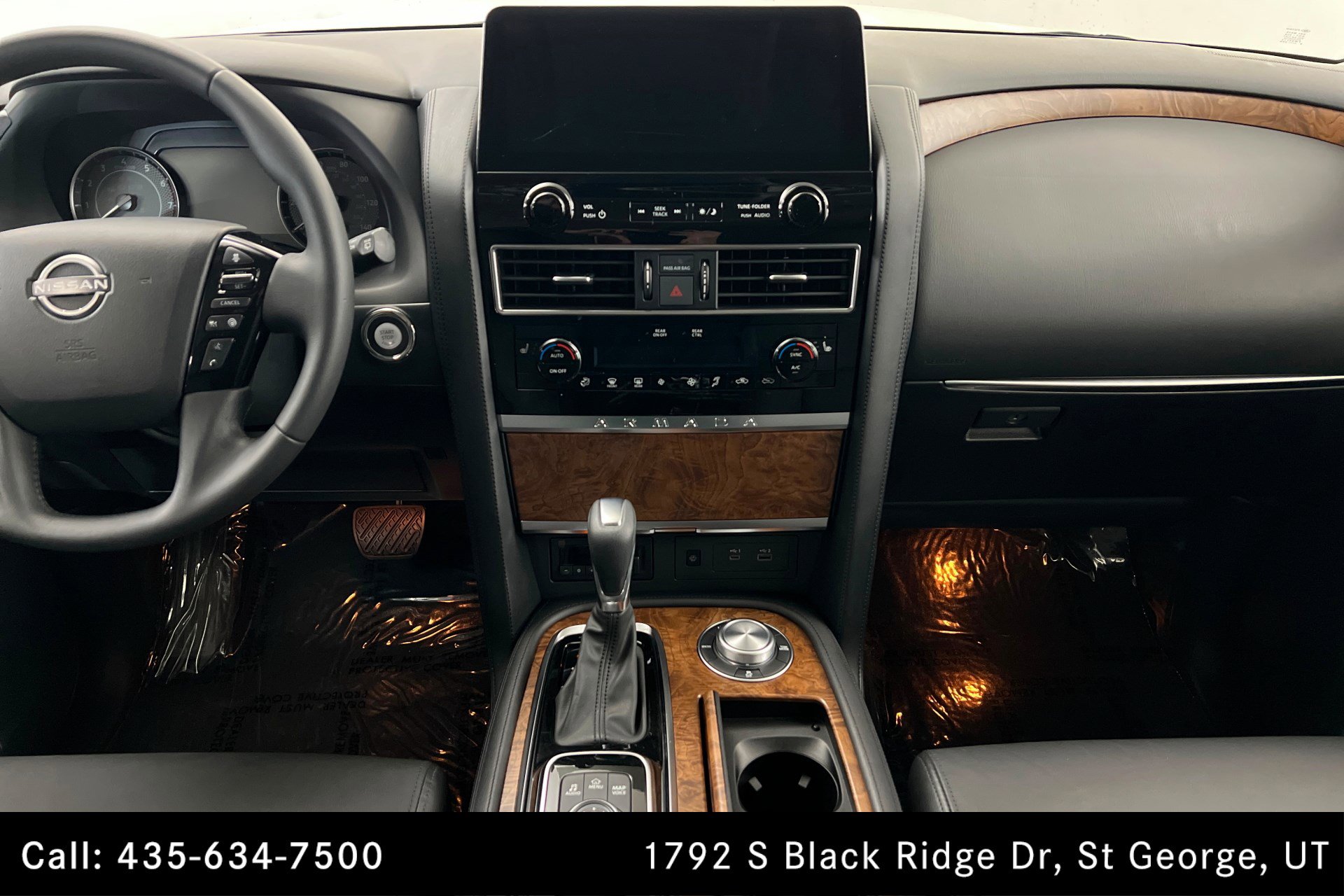 Used 2022 Nissan Armada SL w/ Captain's Chairs Package AWD/4WD image 13