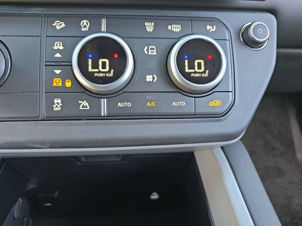 New 2026 Land Rover Defender 110 X AWD/4WD image 24