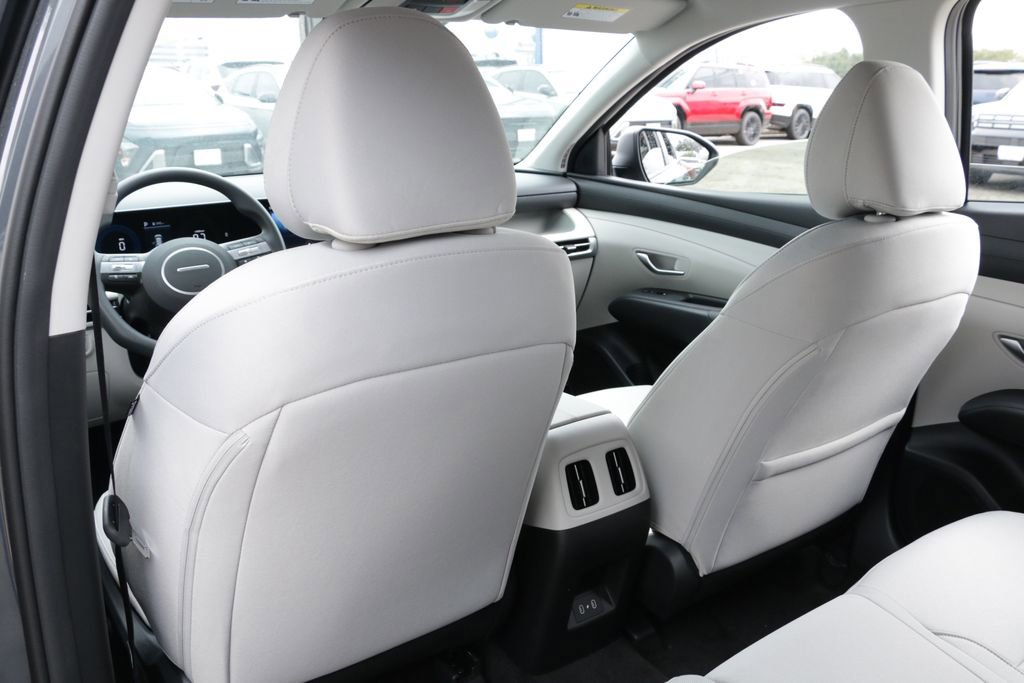 Used 2026 Hyundai Tucson SEL image 18