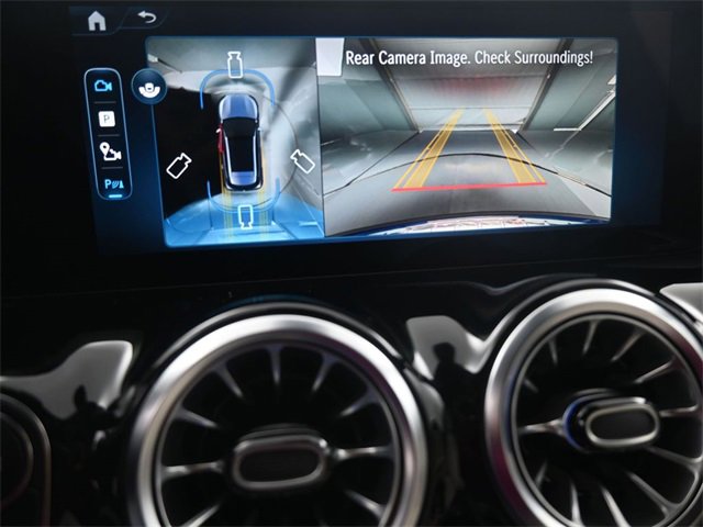 New 2025 Mercedes-Benz GLA 250 image 32