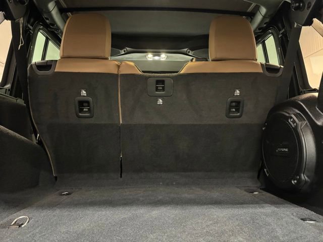 Used 2023 Jeep Wrangler Unlimited Rubicon image 34