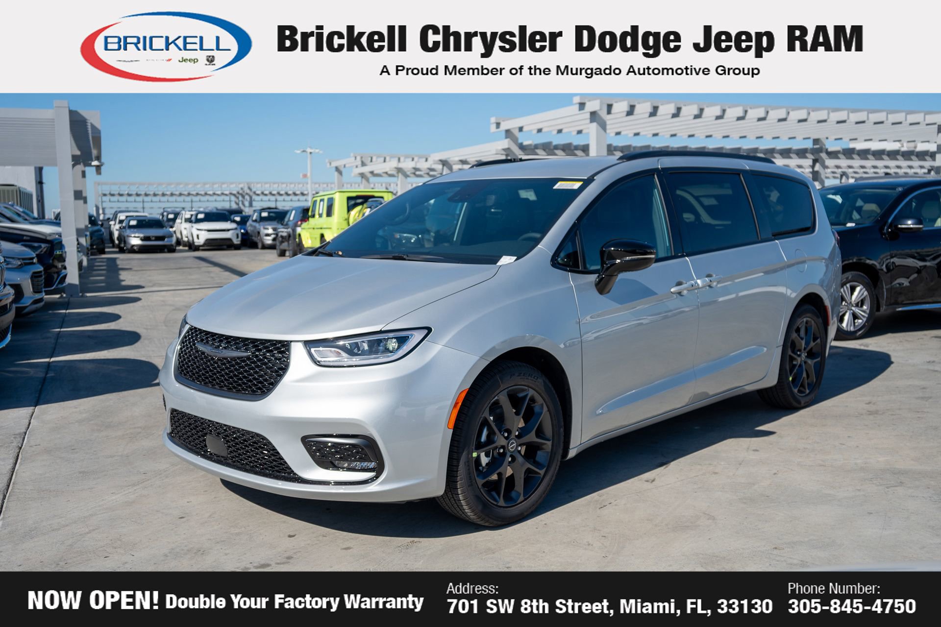 New 2026 Chrysler Pacifica Select