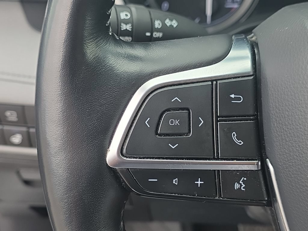 Used 2020 Toyota Highlander Limited AWD/4WD image 23