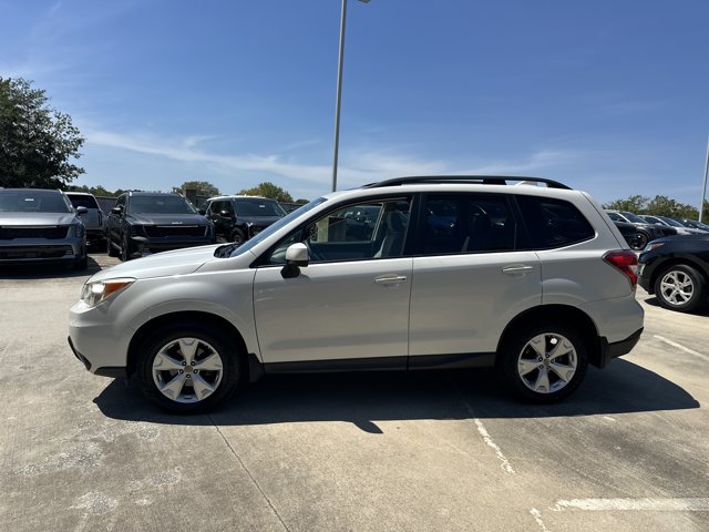 Used 2016 Subaru Forester 2.5i Premium AWD/4WD image 9