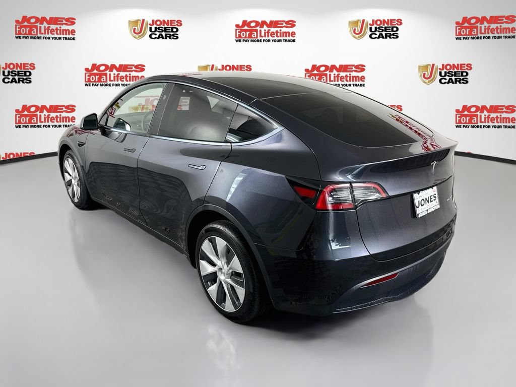 Used 2024 Tesla Model Y Long Range AWD/4WD image 2