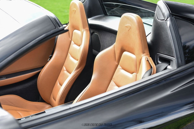 Used 2013 McLaren MP4-12C Spider RWD image 37