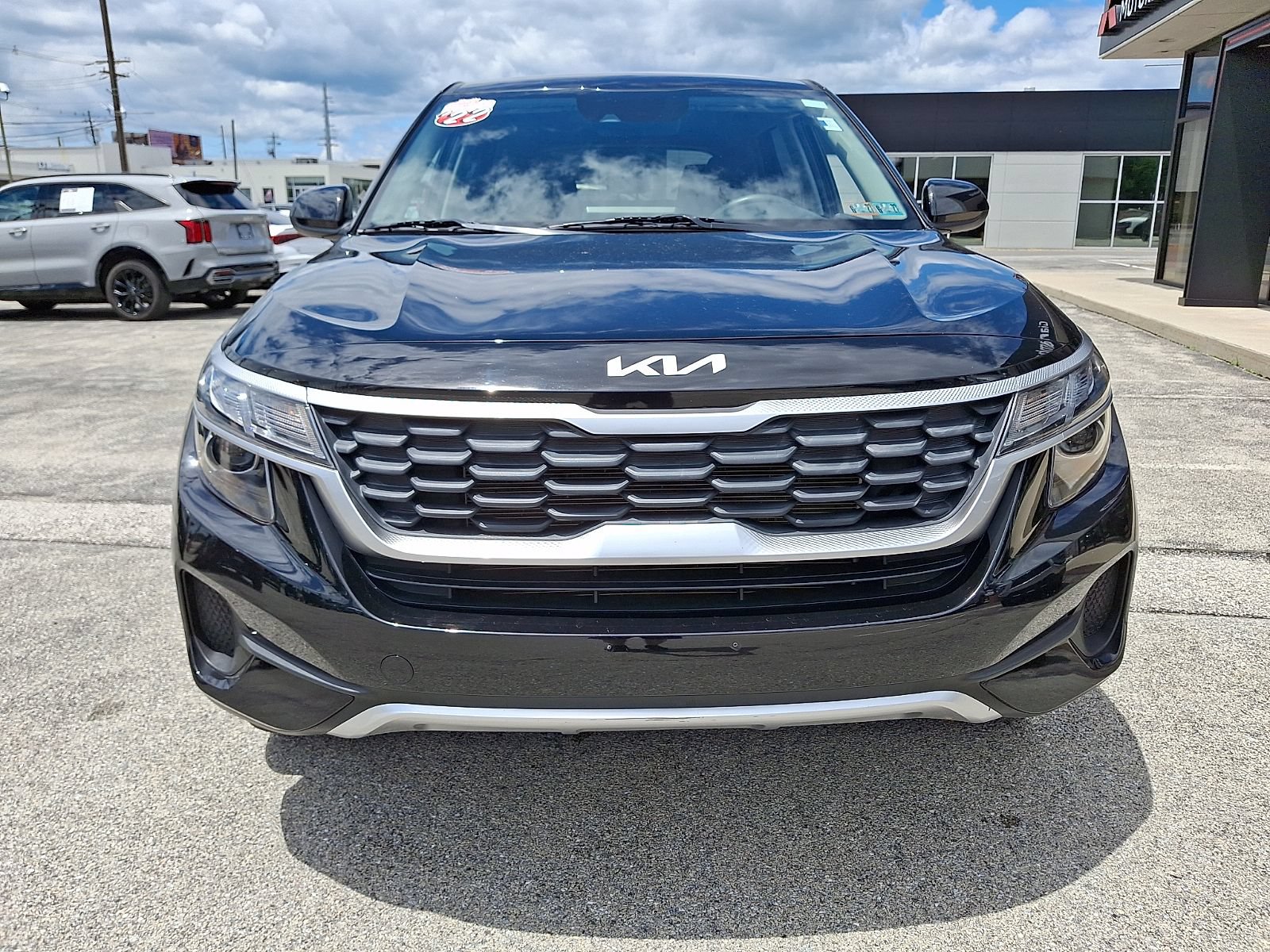 Used 2022 Kia Seltos LX AWD/4WD video 2