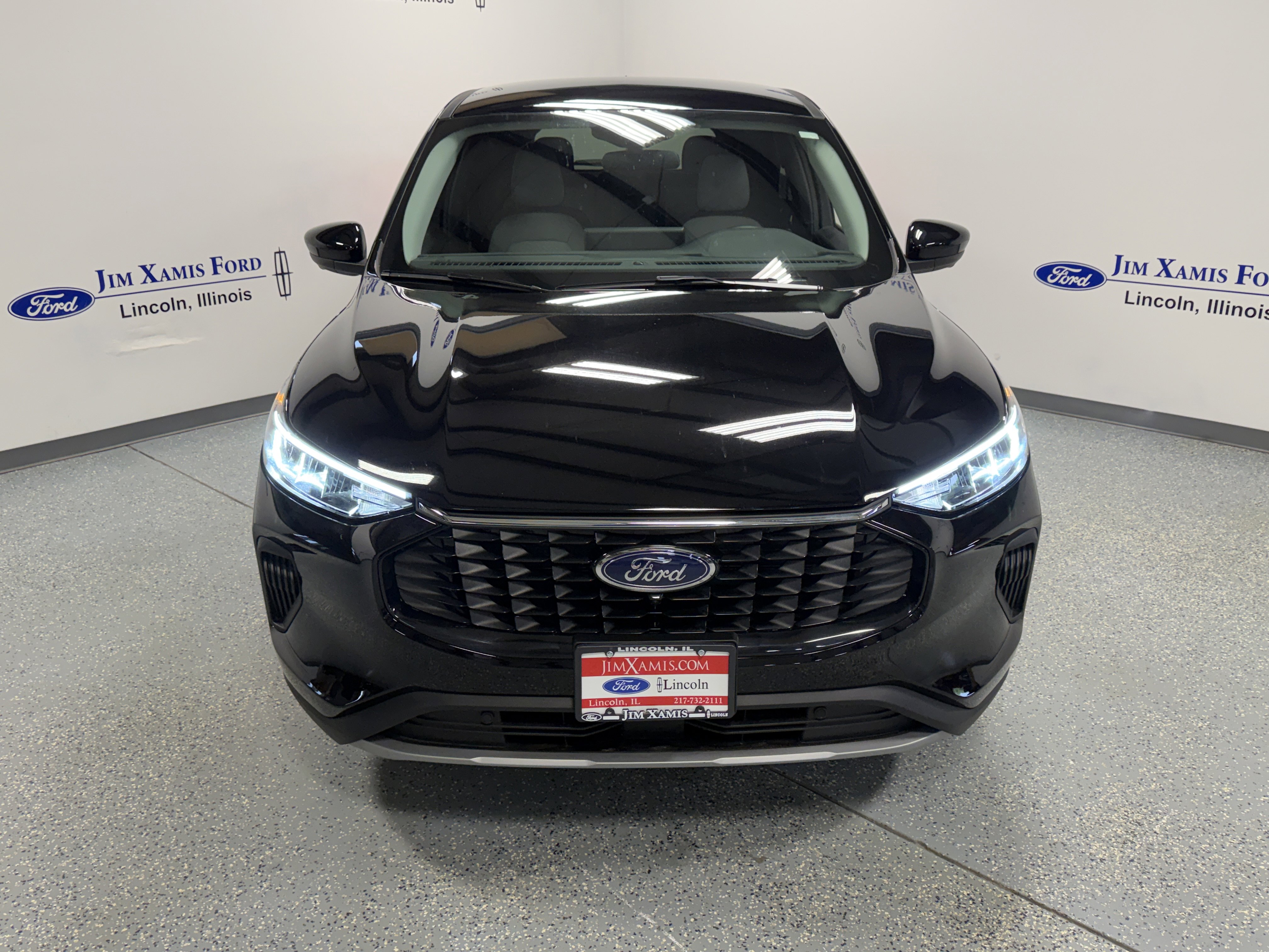 Used 2024 Ford Escape Active w/ Tech Pack #2 image 2