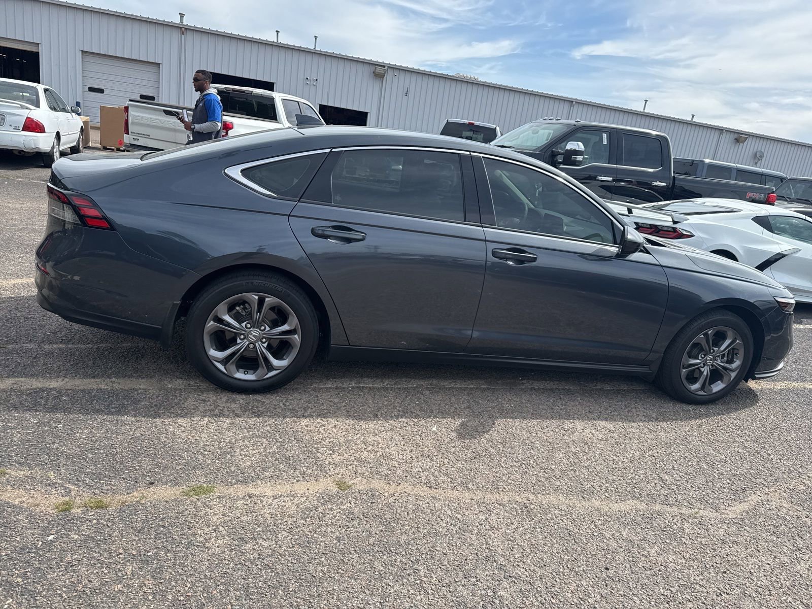 Used 2024 Honda Accord EX image 8