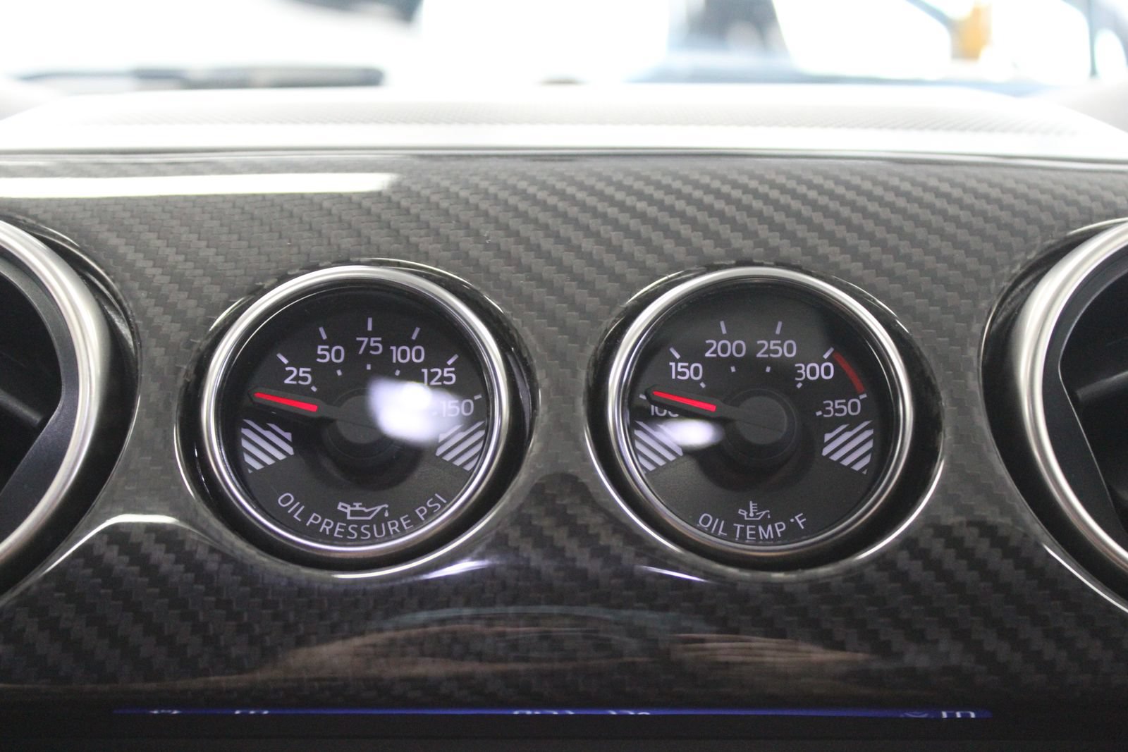 Used 2022 Ford Mustang Shelby GT500 w/ Technology Package RWD image 30