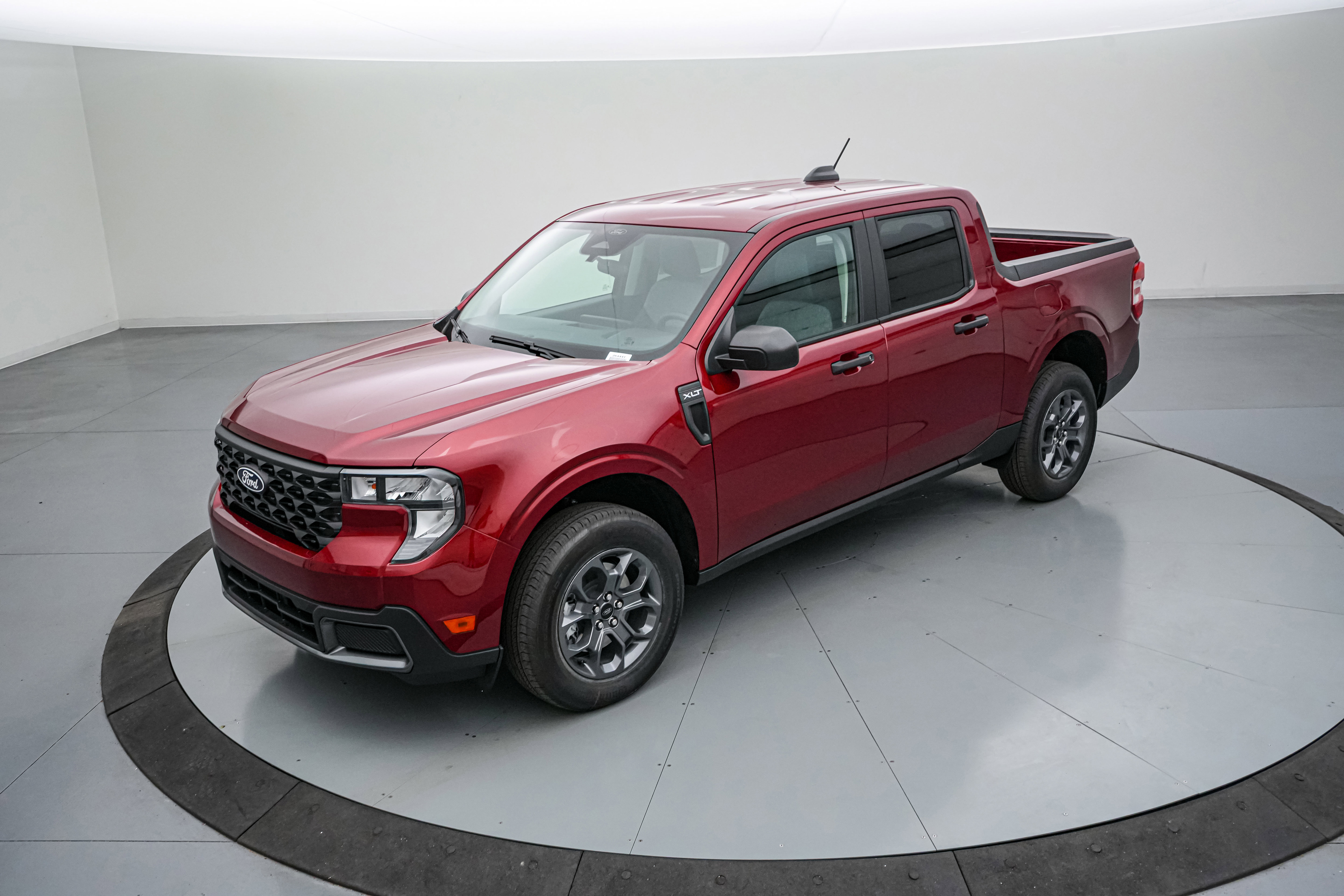 New 2026 Ford Maverick XLT AWD/4WD image 9