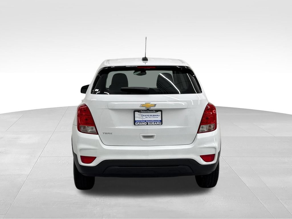 Used 2018 Chevrolet Trax LS FWD image 6