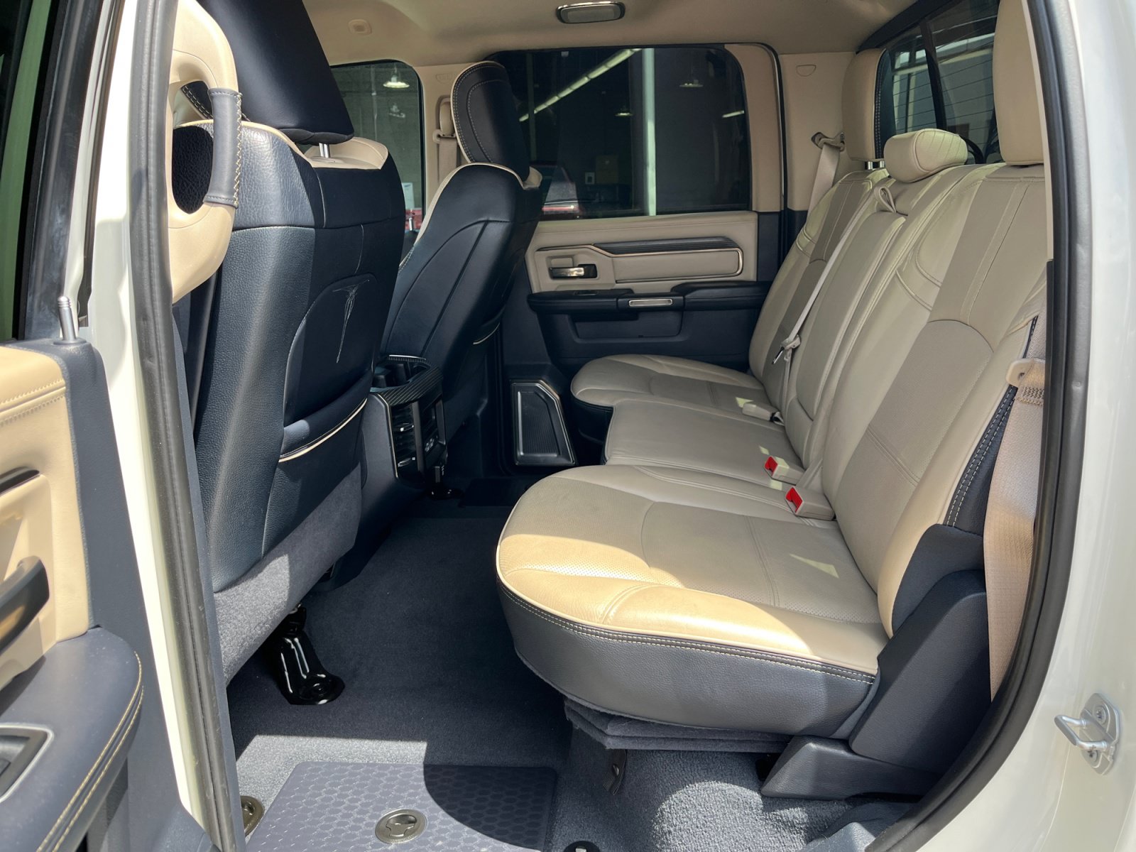 Used 2021 RAM 3500 Limited AWD/4WD image 28