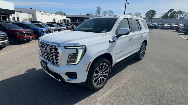 New 2026 GMC Yukon Denali w/ Sun & Power Step Package AWD/4WD image 4
