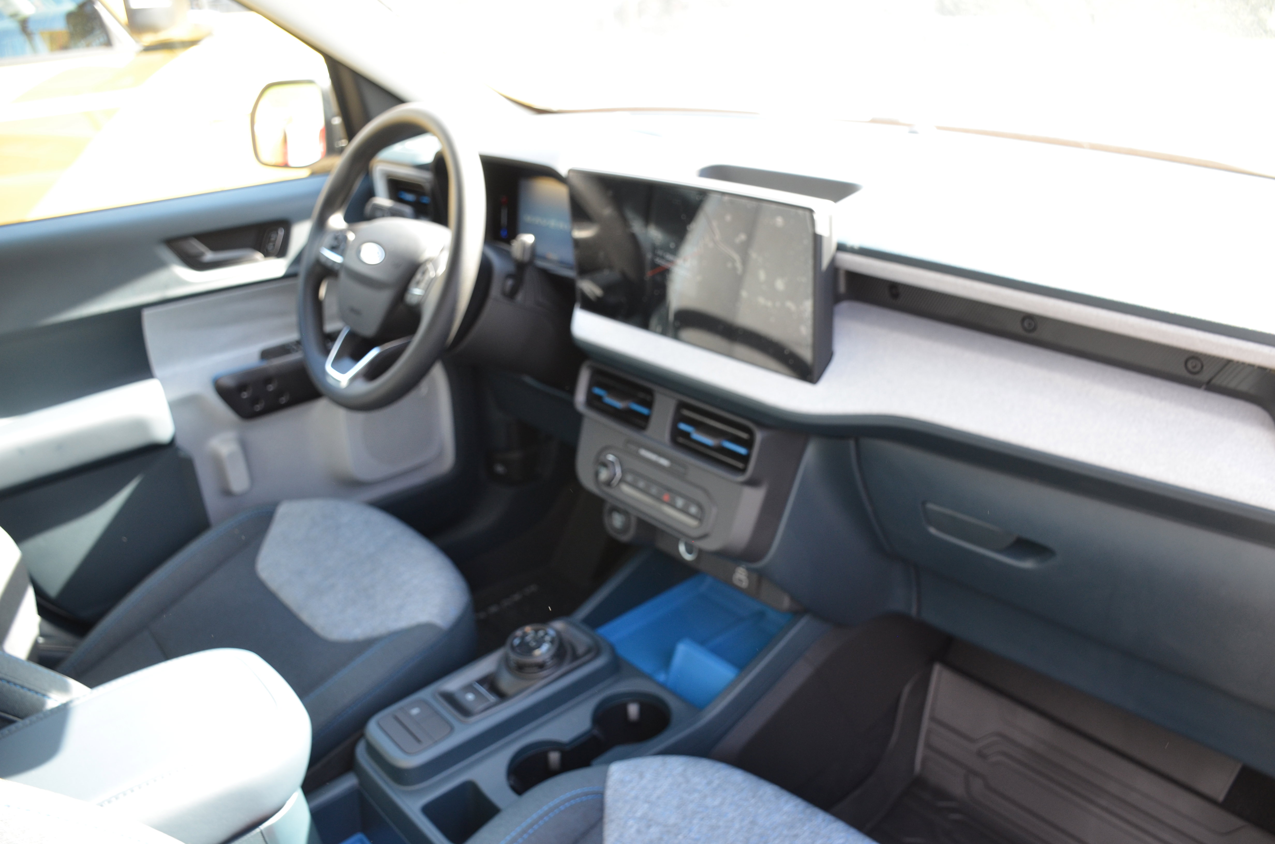 New 2025 Ford Maverick XLT image 19