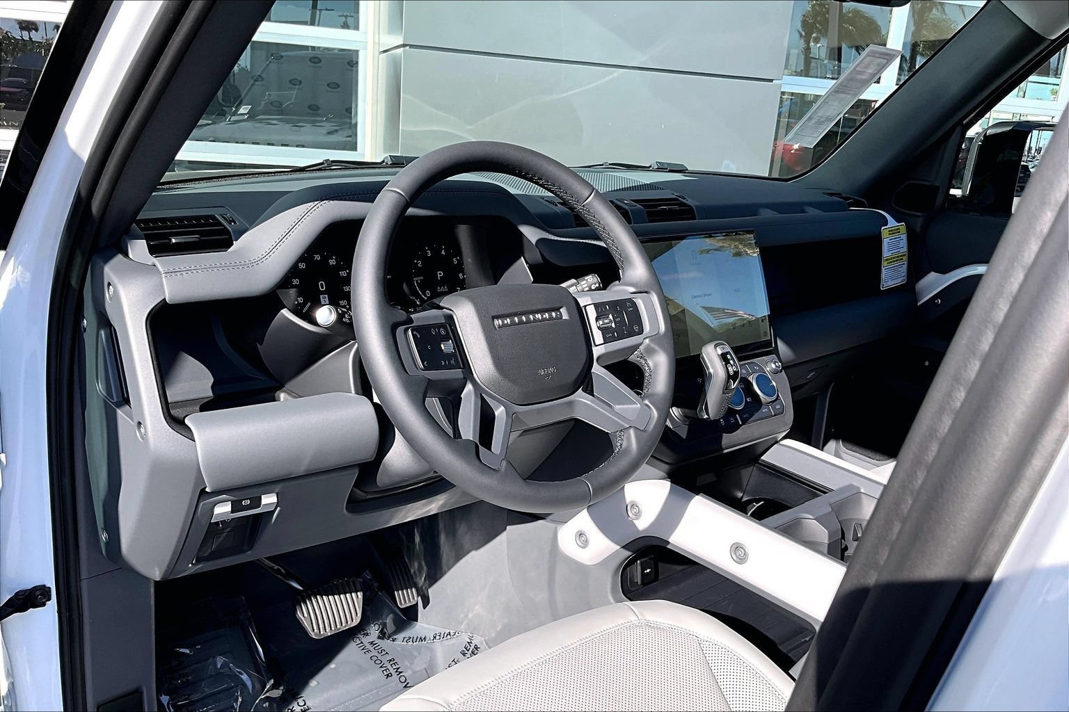 New 2026 Land Rover Defender 110 X-Dynamic SE AWD/4WD image 6