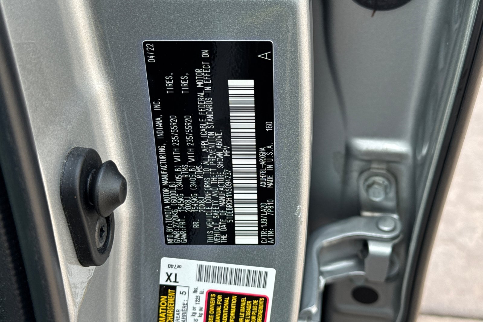 Certified 2022 Toyota Highlander Platinum AWD/4WD image 36
