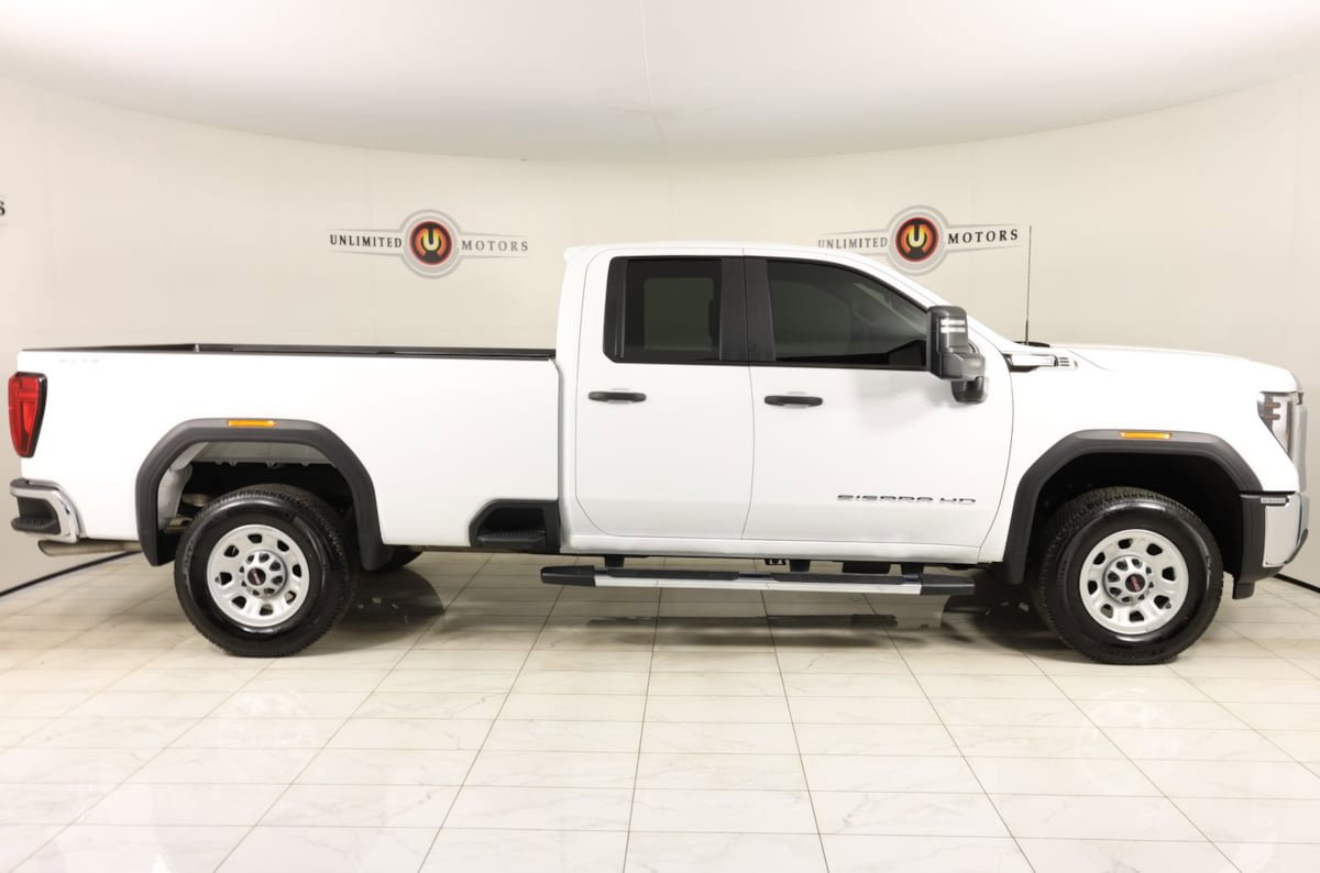 Used 2024 GMC Sierra 2500 Pro w/ Convenience Package AWD/4WD image 2