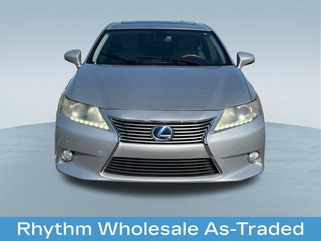 Used 2013 Lexus ES 300h w/ Luxury Pkg FWD video 2
