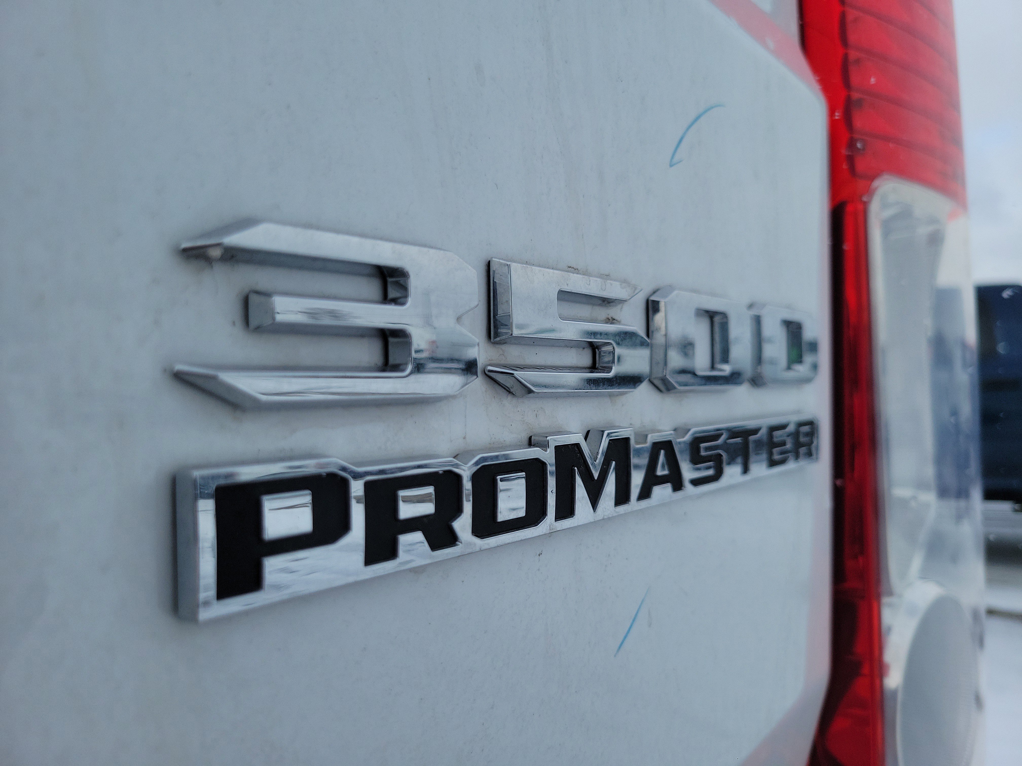 Used 2025 RAM ProMaster 3500 w/ Convenience Group image 21