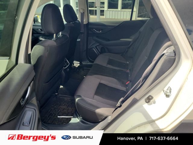 Used 2023 Subaru Outback Premium w/ Popular Package #1 image 9